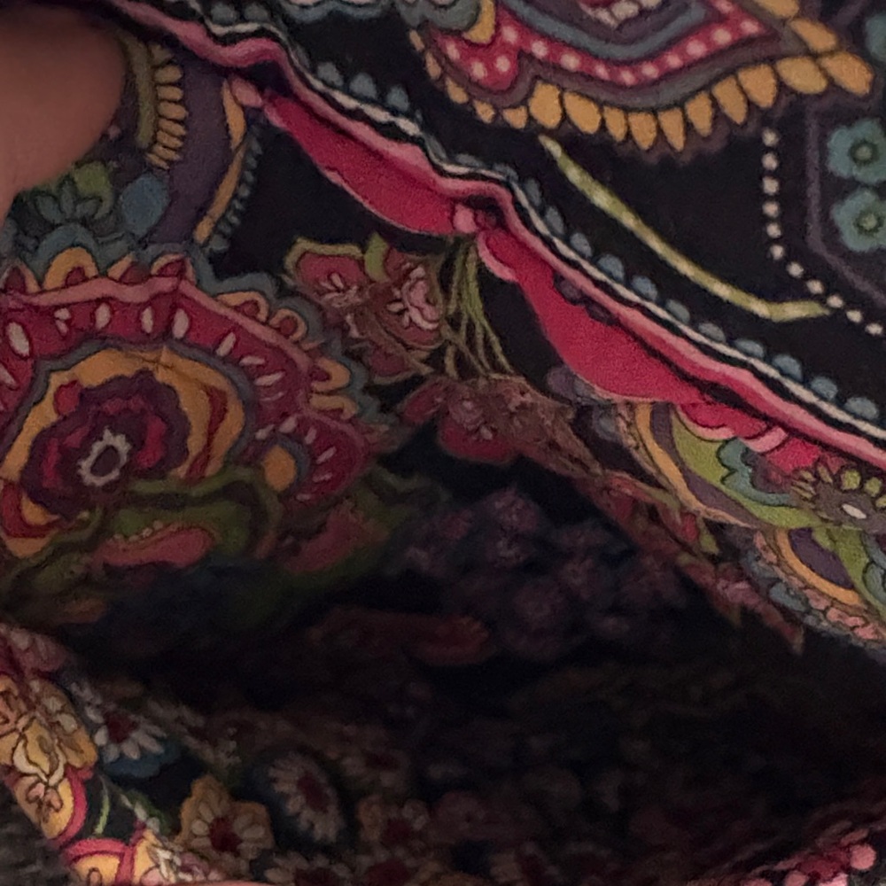 Vera Bradley Floral Quilted Tote and Pouch - Picture 4 of 8